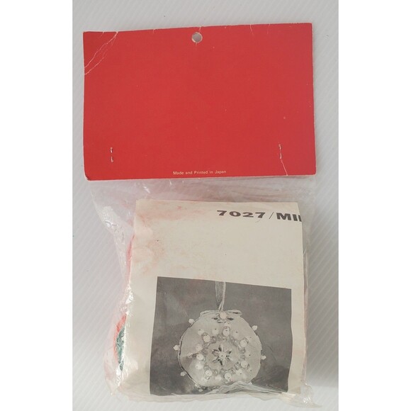 VTG Craft World Red Christmas Ornament Kit Pearl Bead Pin By Emilie Mini Magic - Picture 5 of 7